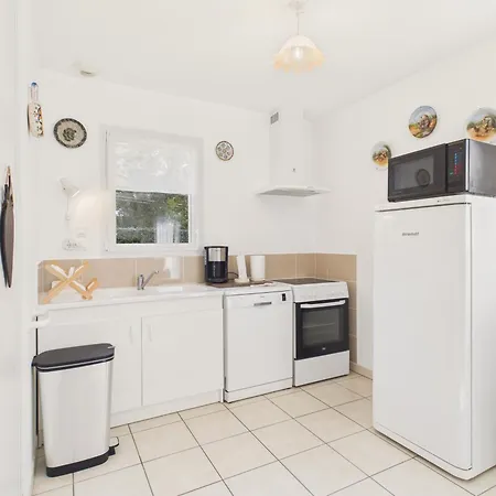 Jolie Maison Pour 4 Avec Jardin Prázdninový dům *