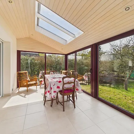 Holiday home Jolie Maison Pour 4 Avec Jardin